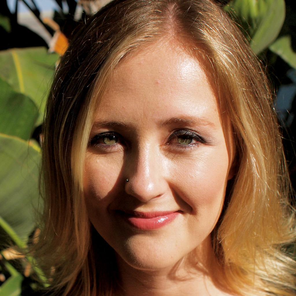 Jessica Chen - Service Manager